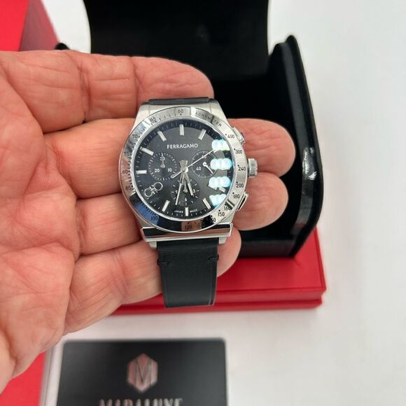 Men’s Ferragamo 1927 chronograph stainless steel 41 mm watch Swiss made - Picture 9 of 12